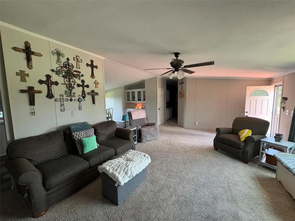 2346 Pr 1105 Midway, TX 75852