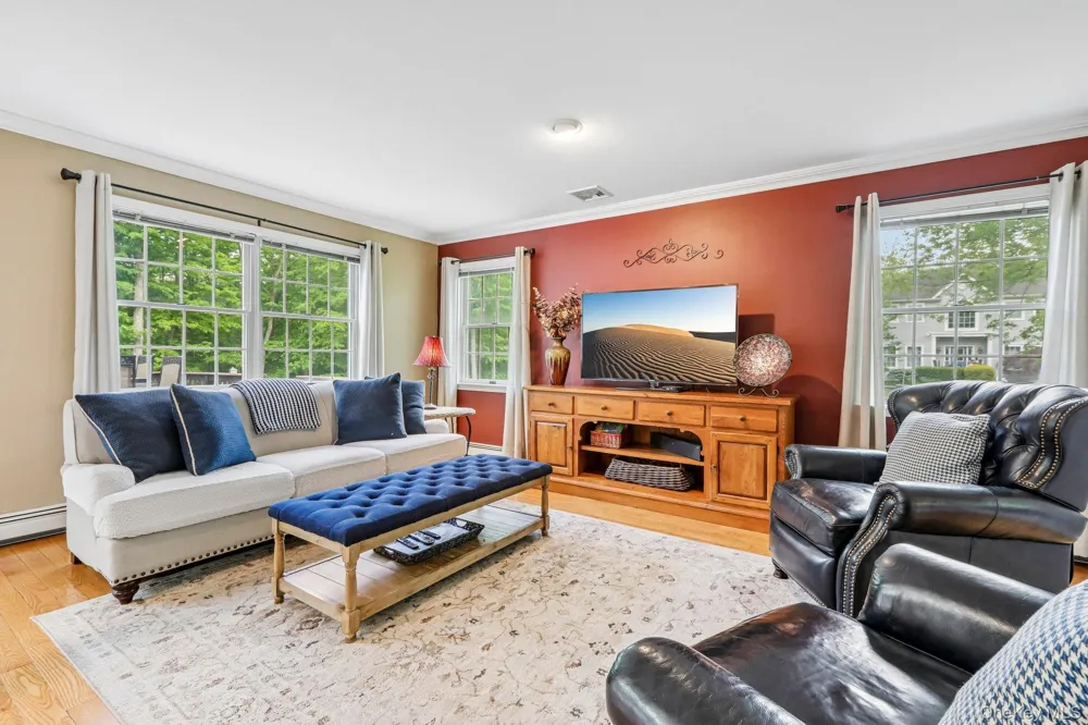 33 Sutherland Drive Highland Mills, NY 10930