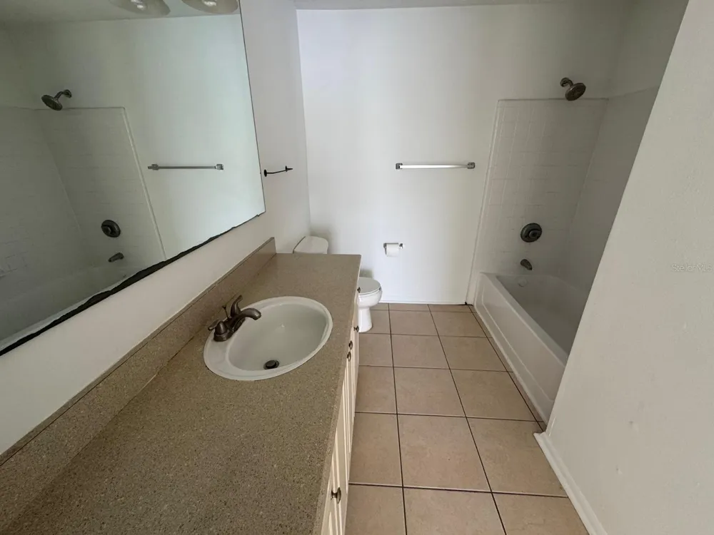 1222 BERMUDA LAKES LANE #106 Kissimmee, FL 34741