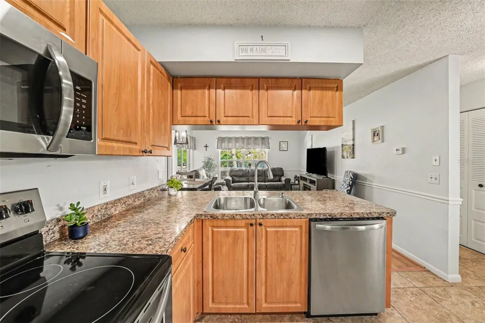 12049 HOOSIER COURT #203 Hudson, FL 34667