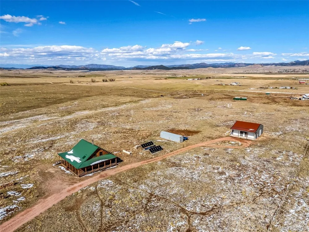 233 Prairie Road Westcliffe, CO 81522
