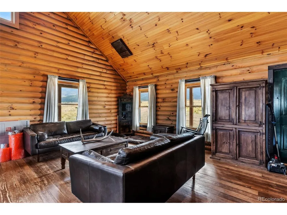 233 Prairie Road Westcliffe, CO 81522