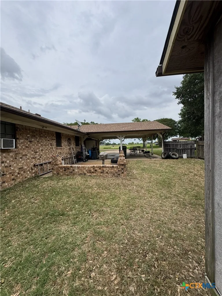 636 E Kempner Street Mabank, TX 75147