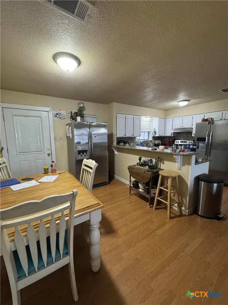 636 E Kempner Street Mabank, TX 75147
