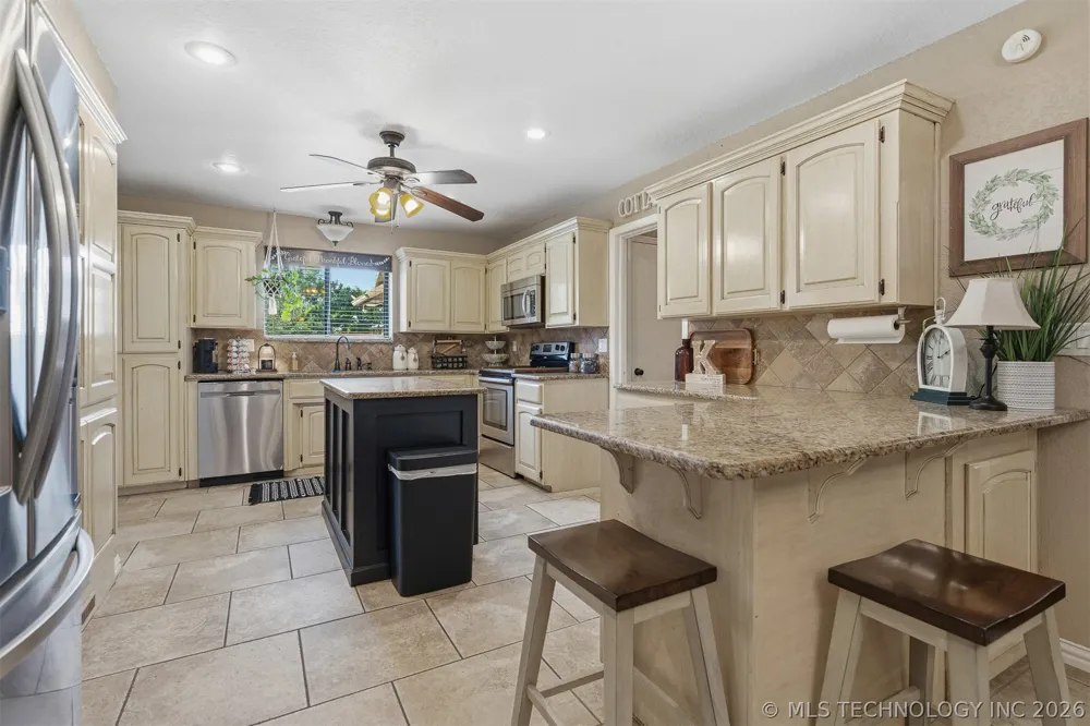 411 Blue Bell Road Springer, OK 73458