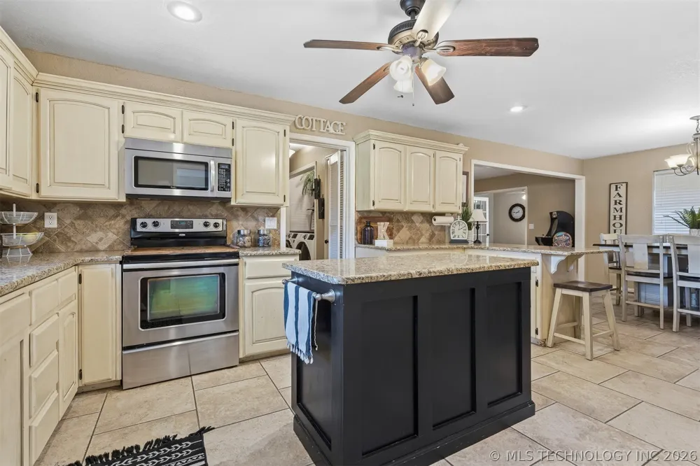 411 Blue Bell Road Springer, OK 73458