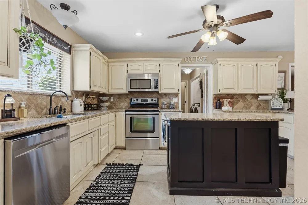 411 Blue Bell Road Springer, OK 73458