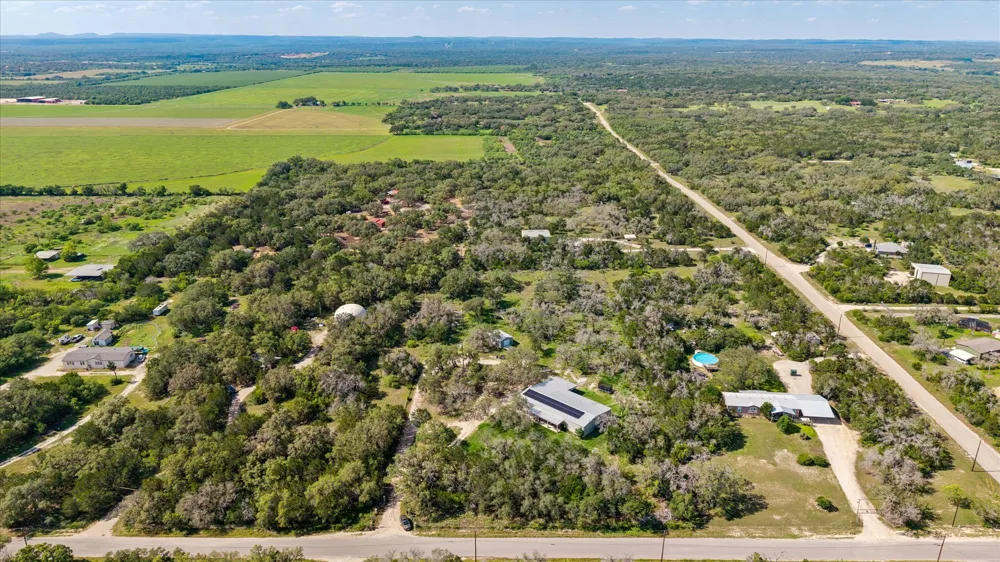 575 County Road 342 Hondo, TX 78801