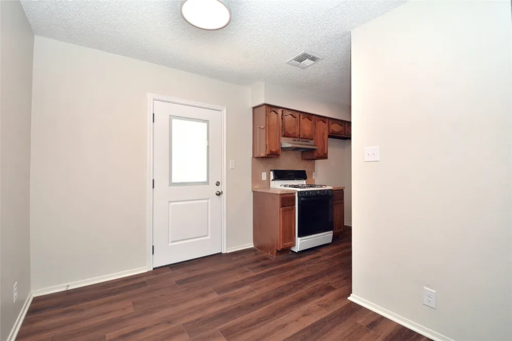 11314 Walnut Ridge Drive #B Austin, TX 78753