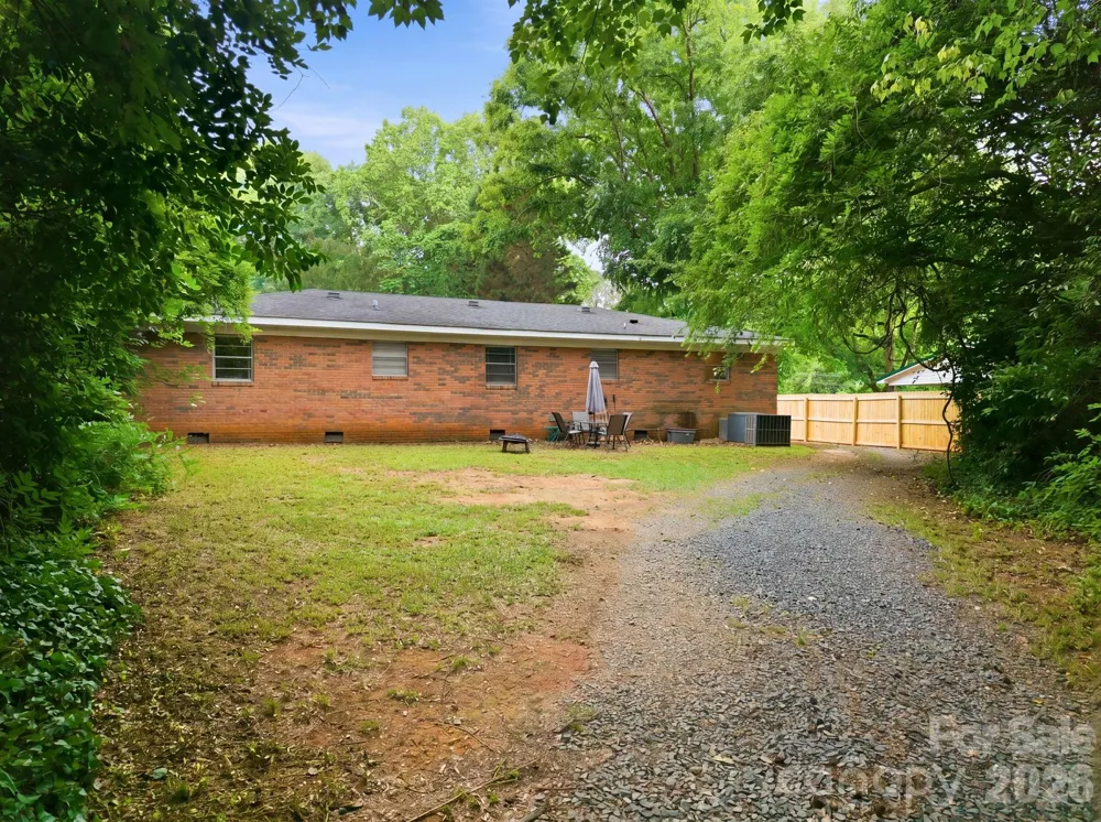 304 Shady Lane Norwood, NC 28128