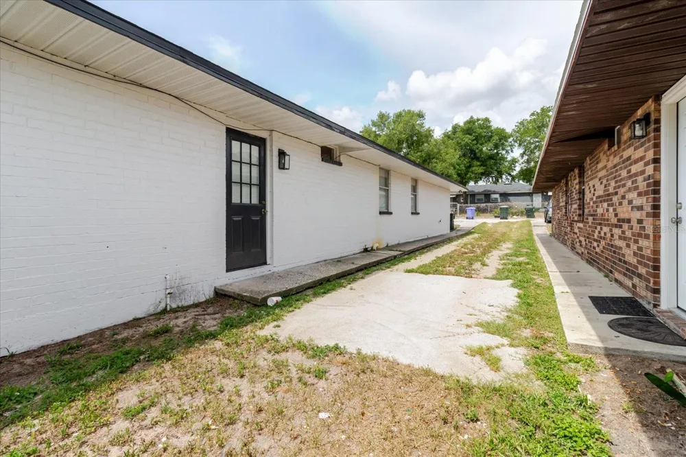 1134-1136 GILMORE AVENUE Lakeland, FL 33805