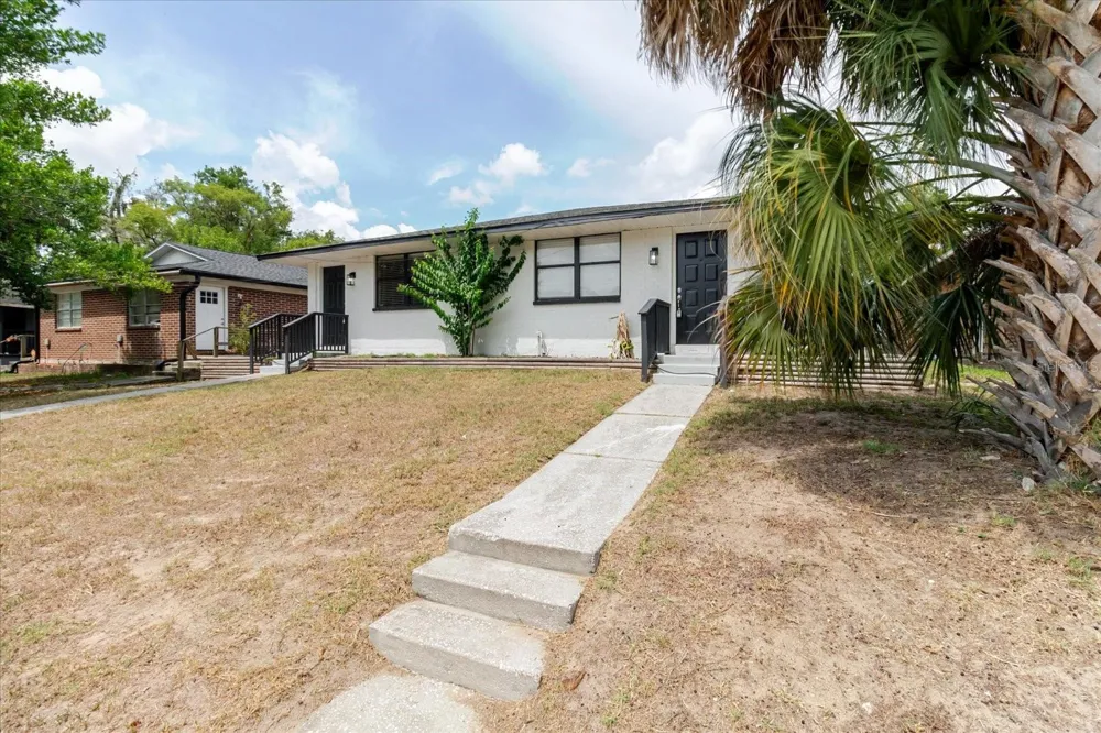 1134-1136 GILMORE AVENUE Lakeland, FL 33805