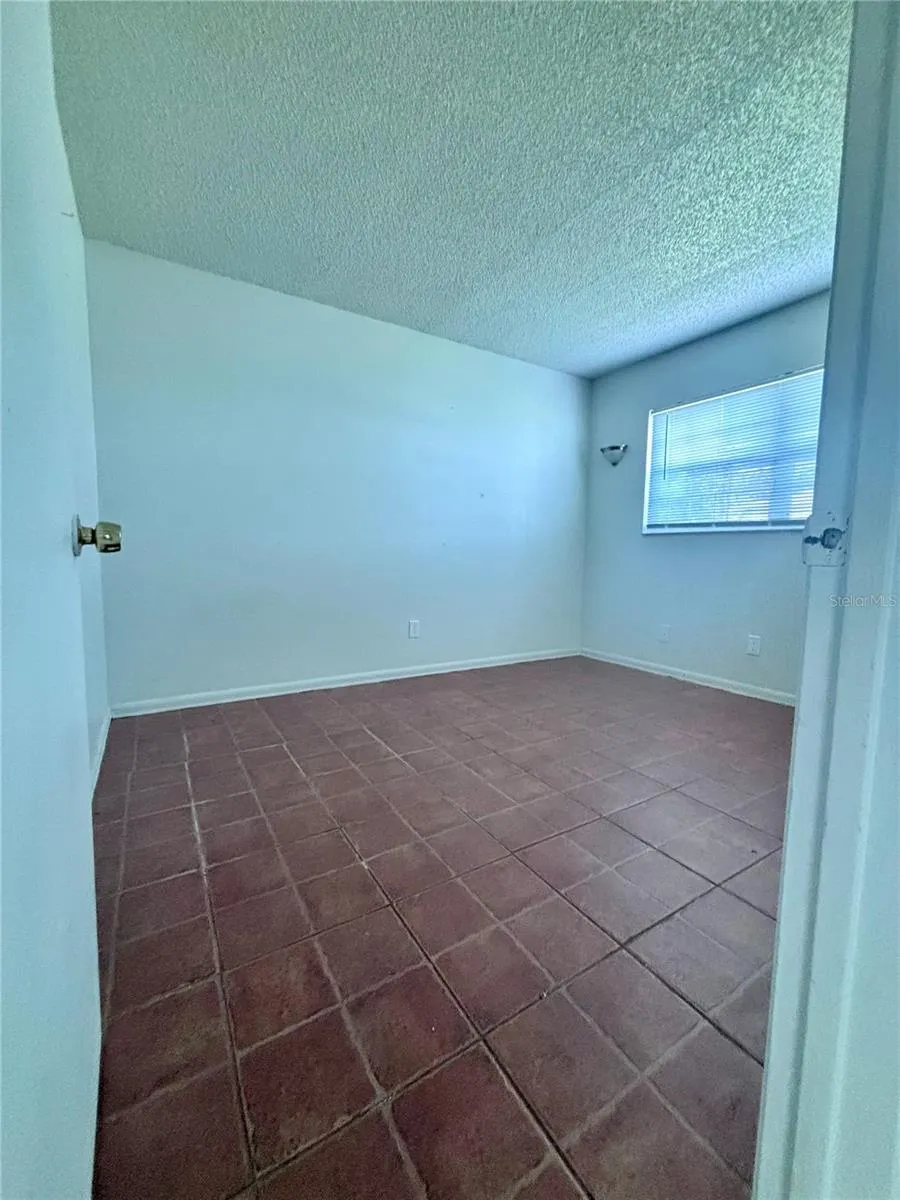 576 FAIRWAYS LANE #M104 ocala, FL 34472