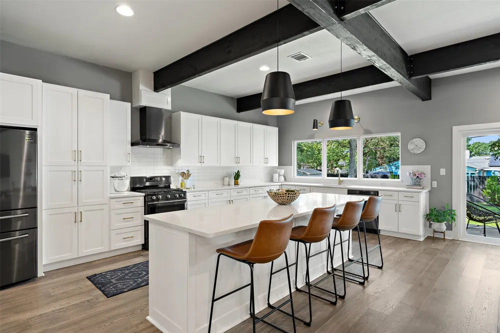 5721 Louise Lane Austin, TX 78757
