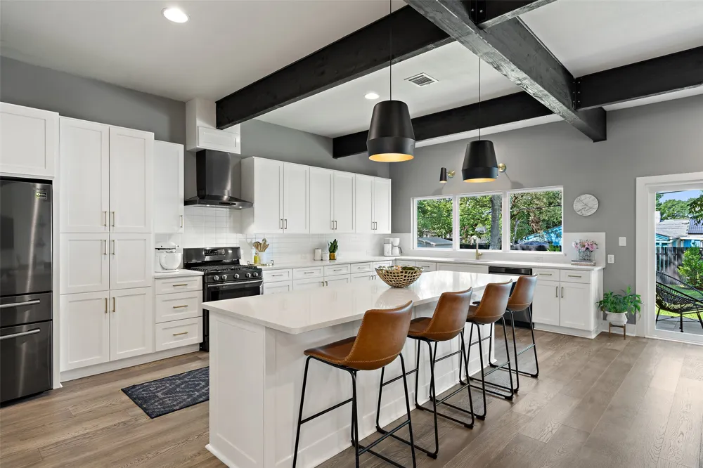 5721 Louise Lane Austin, TX 78757