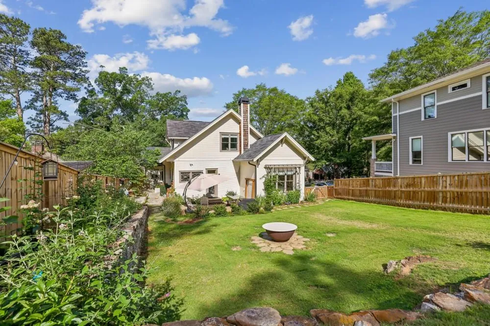 1060 Woodland Avenue SE Atlanta, GA 30316