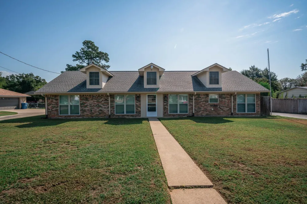 1304 Steve Street White Oak, TX 75693