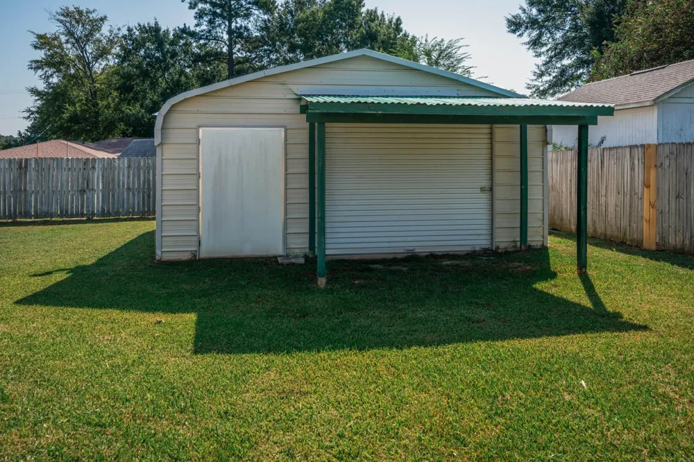 1304 Steve Street White Oak, TX 75693