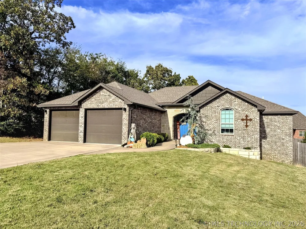 4236 Highland Drive Tahlequah, OK 74464