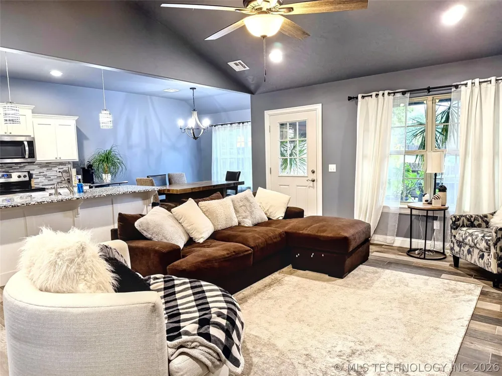 4236 Highland Drive Tahlequah, OK 74464