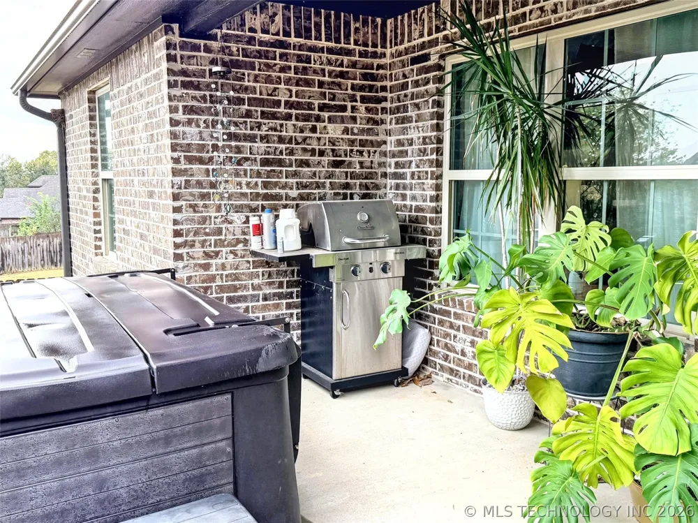 4236 Highland Drive Tahlequah, OK 74464