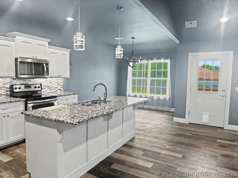 4236 Highland Drive Tahlequah, OK 74464