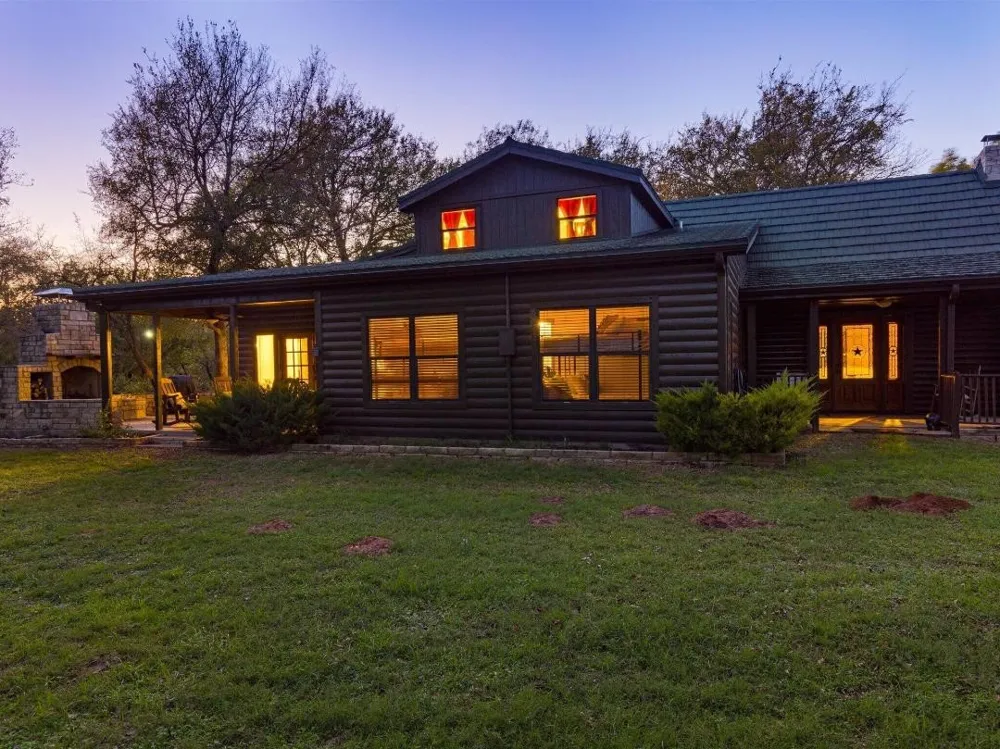 400 Coronados Trail Graford, TX 76449
