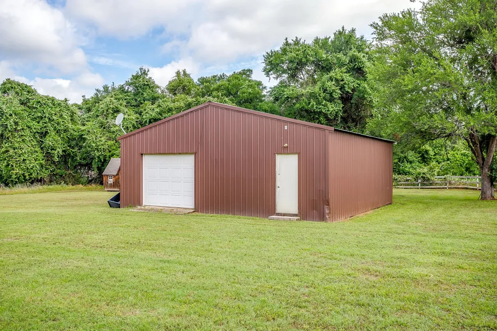 400 Coronados Trail Graford, TX 76449