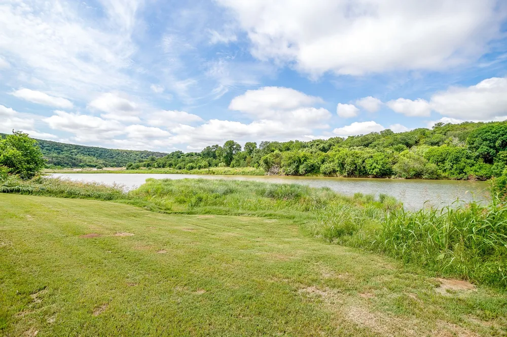400 Coronados Trail Graford, TX 76449