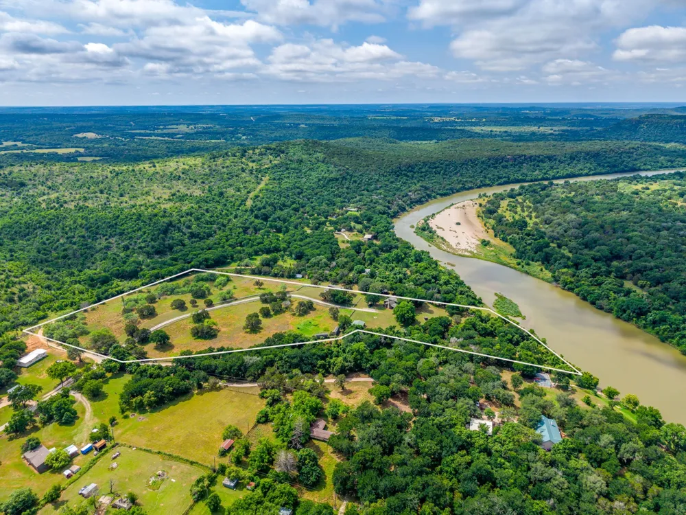 400 Coronados Trail Graford, TX 76449