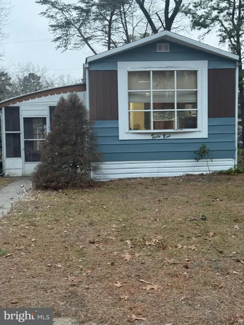 49 MAGNOLIA LANE