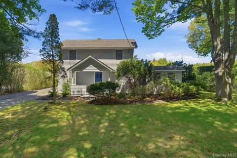 71 Montauk Highway