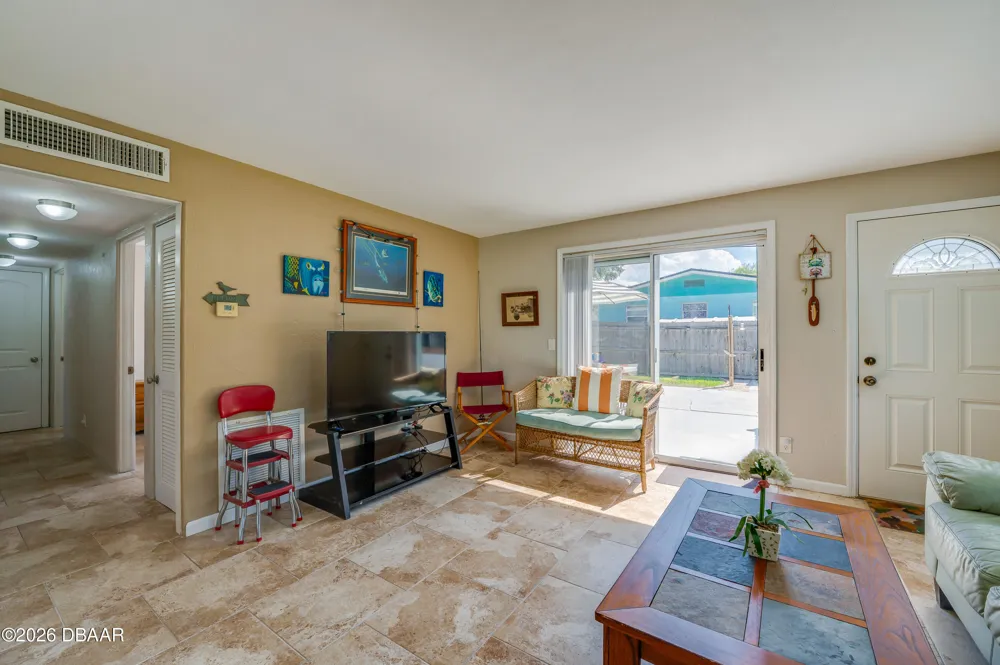 723 Steele Avenue South Daytona, FL 32119