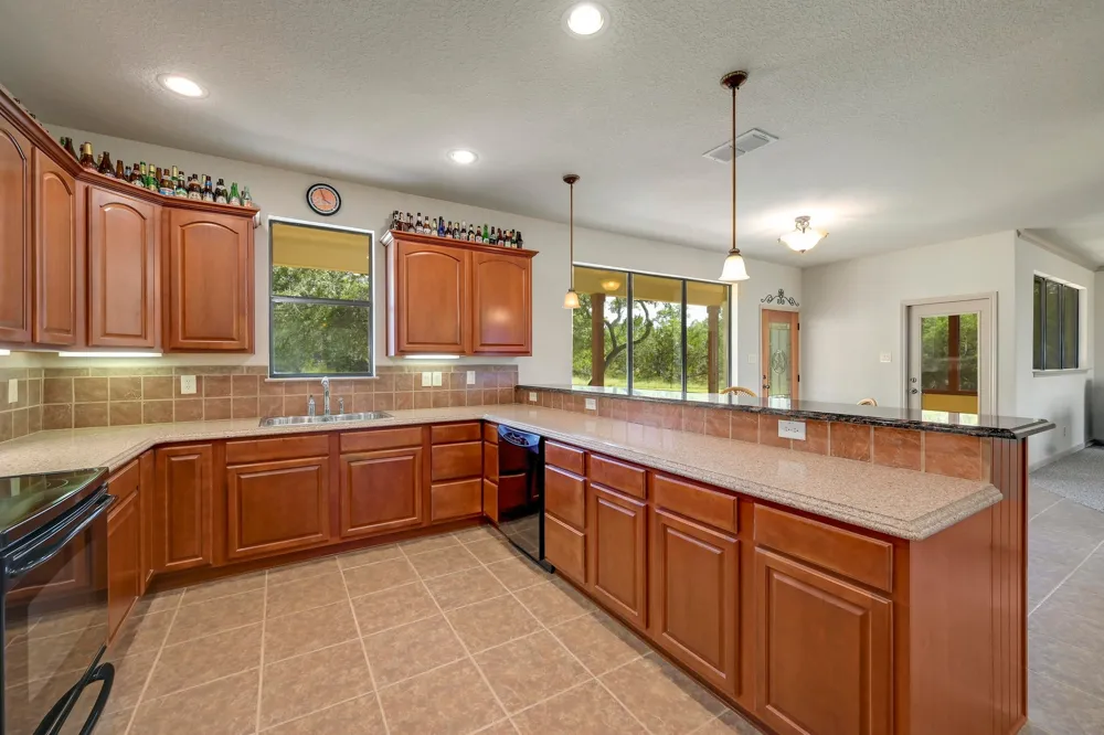 995 Cielo Springs Drive Blanco, TX 78606
