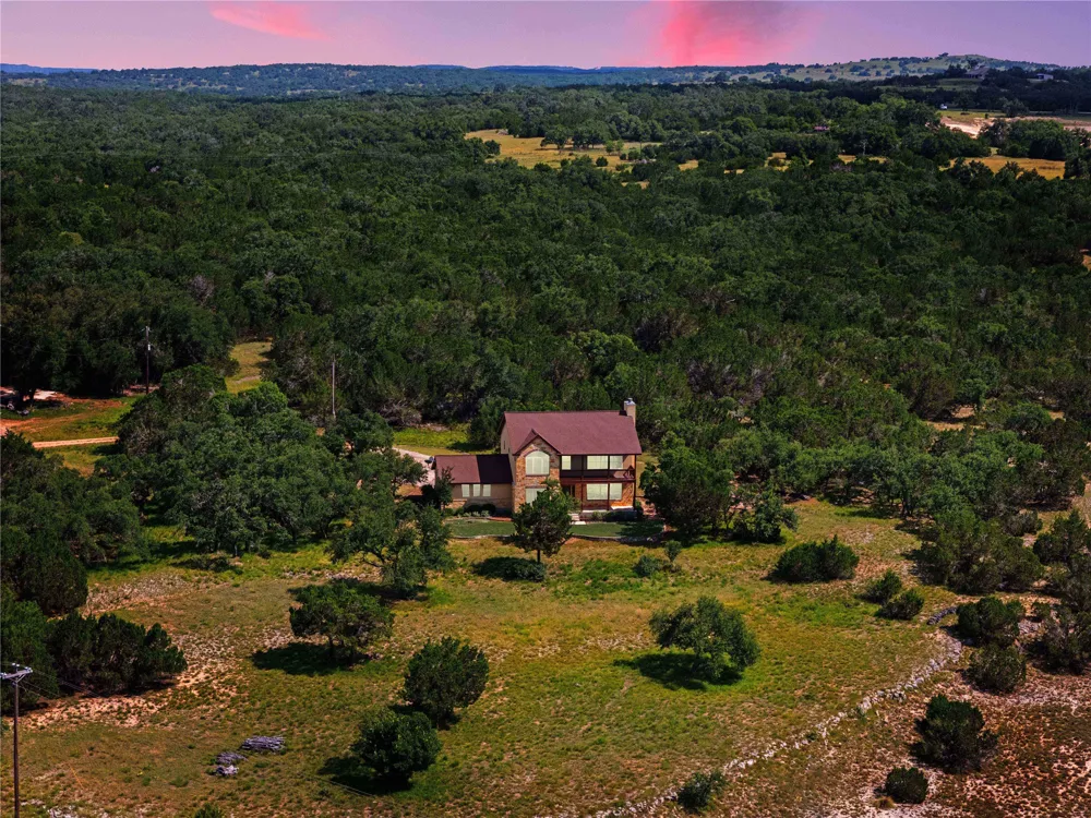 995 Cielo Springs Drive Blanco, TX 78606
