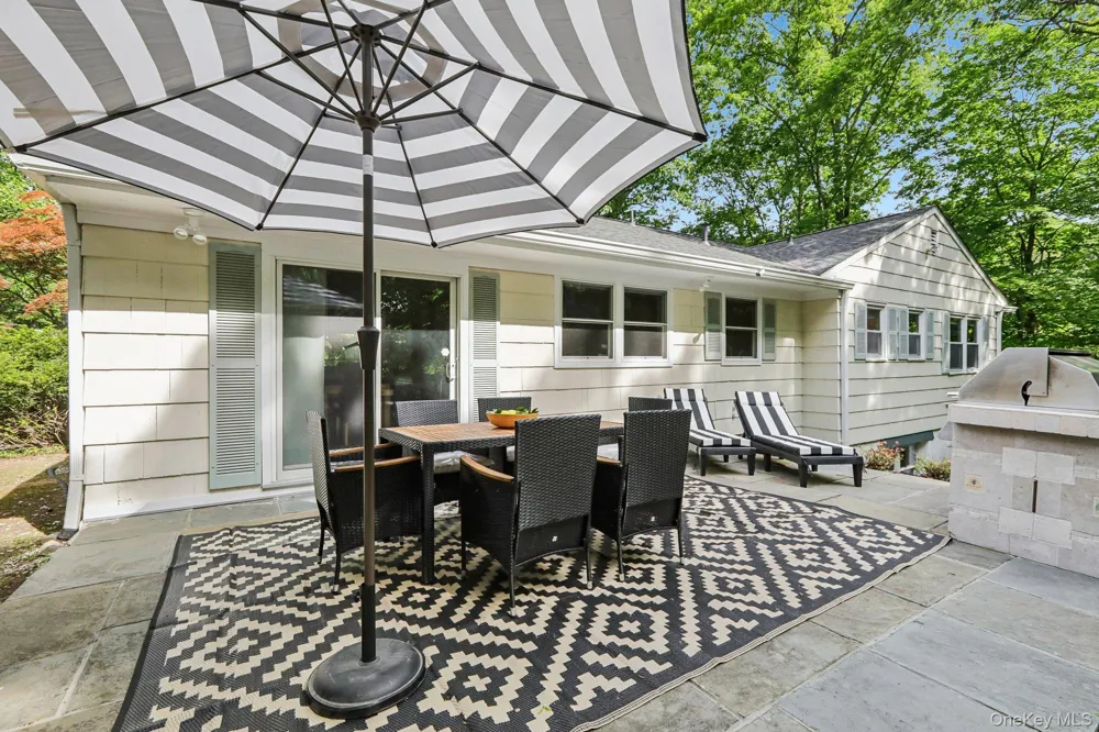62 Mohegan Road Larchmont, NY 10538