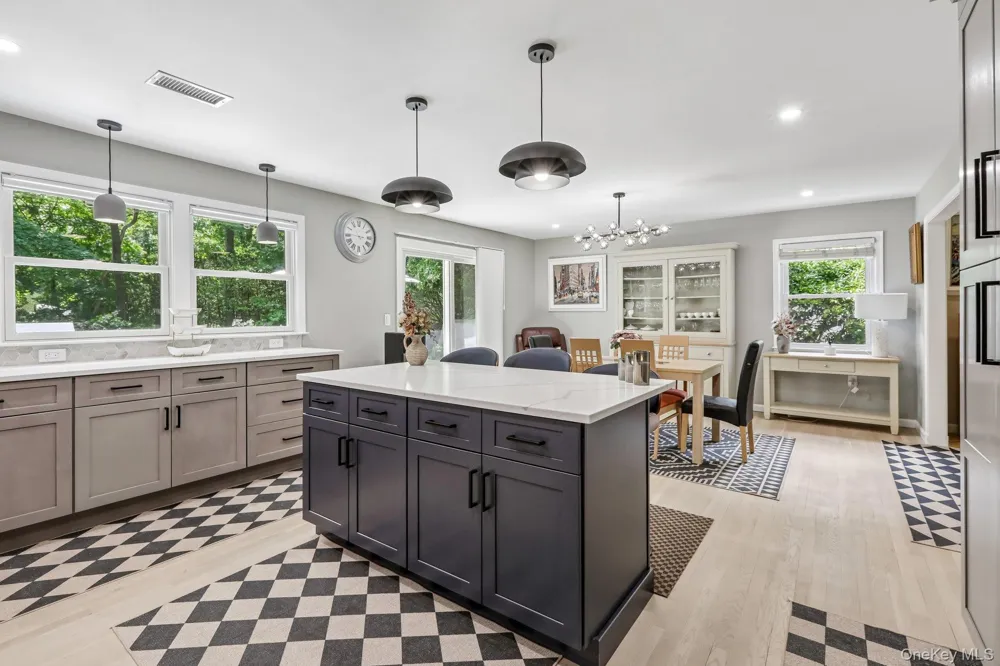 62 Mohegan Road Larchmont, NY 10538
