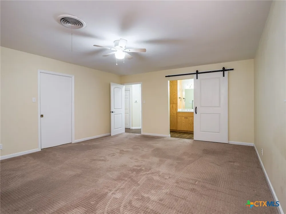 501 Oleander Drive Marble Falls, TX 78654