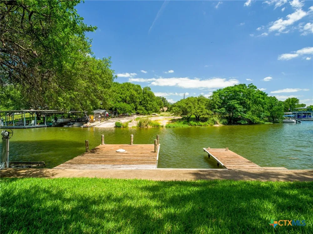 501 Oleander Drive Marble Falls, TX 78654