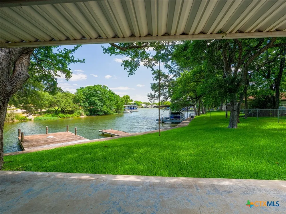 501 Oleander Drive Marble Falls, TX 78654