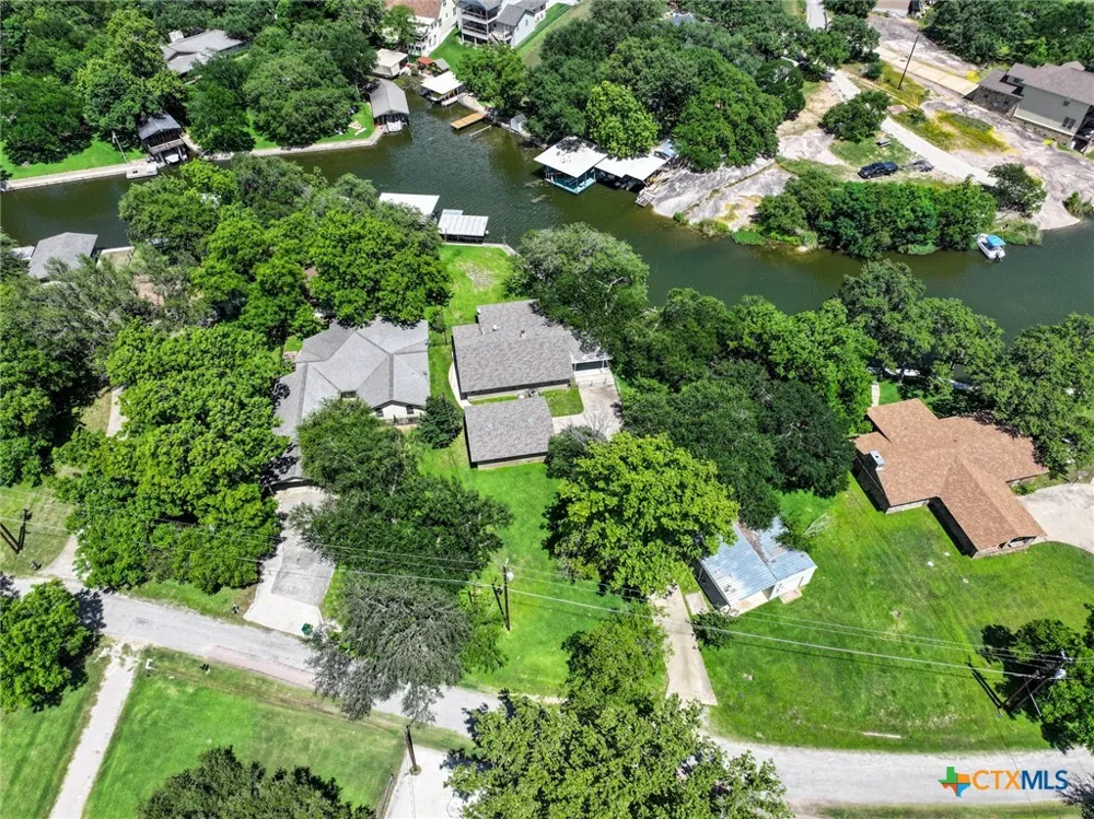 501 Oleander Drive Marble Falls, TX 78654