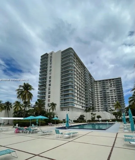 3800 S Ocean Dr #1725 Hollywood, FL 33019