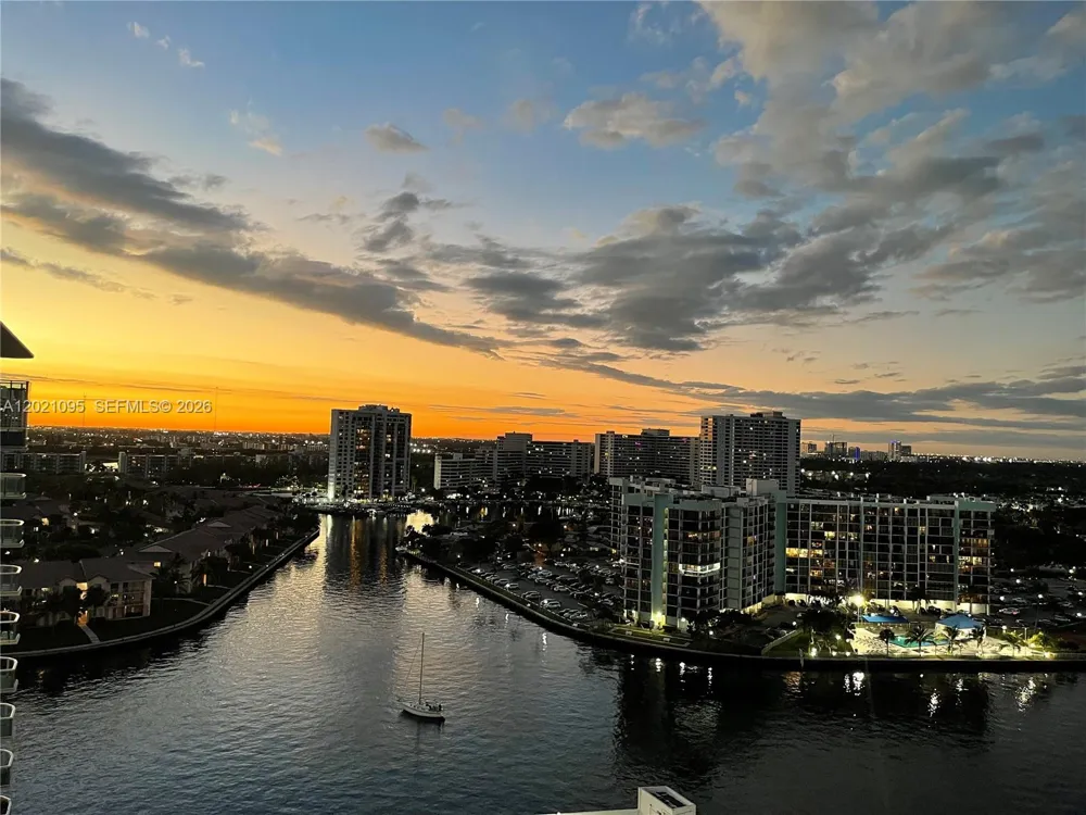 3800 S Ocean Dr #1725 Hollywood, FL 33019