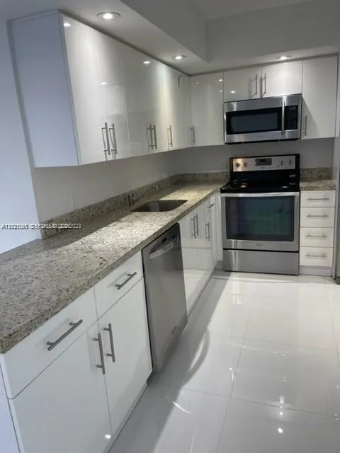 3800 S Ocean Dr #1725 Hollywood, FL 33019