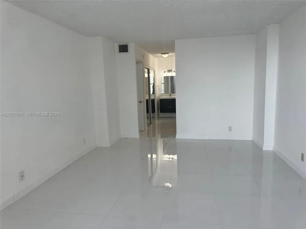 3800 S Ocean Dr #1725 Hollywood, FL 33019