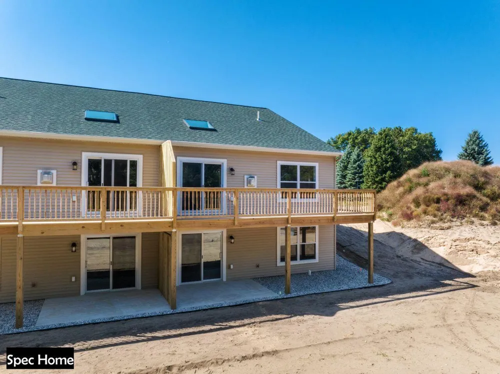 1919 Pine Ridge Drive #7 Manistee, MI 49660