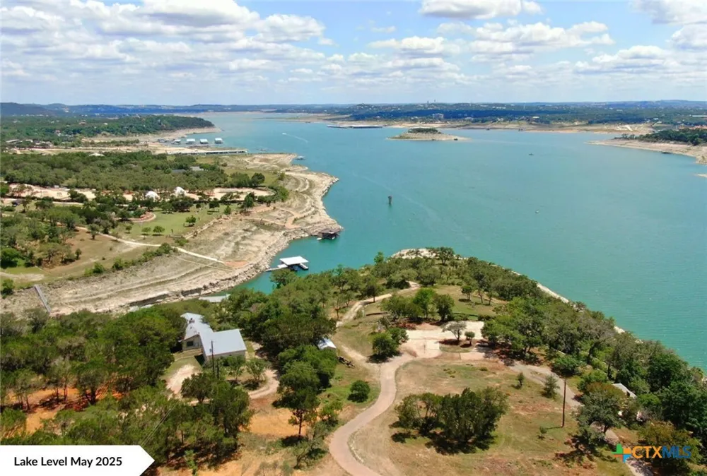 8007 Sharon Road Volente, TX 78641