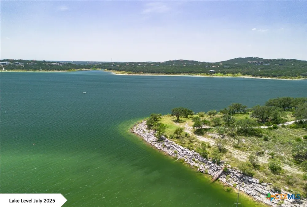 8007 Sharon Road Volente, TX 78641