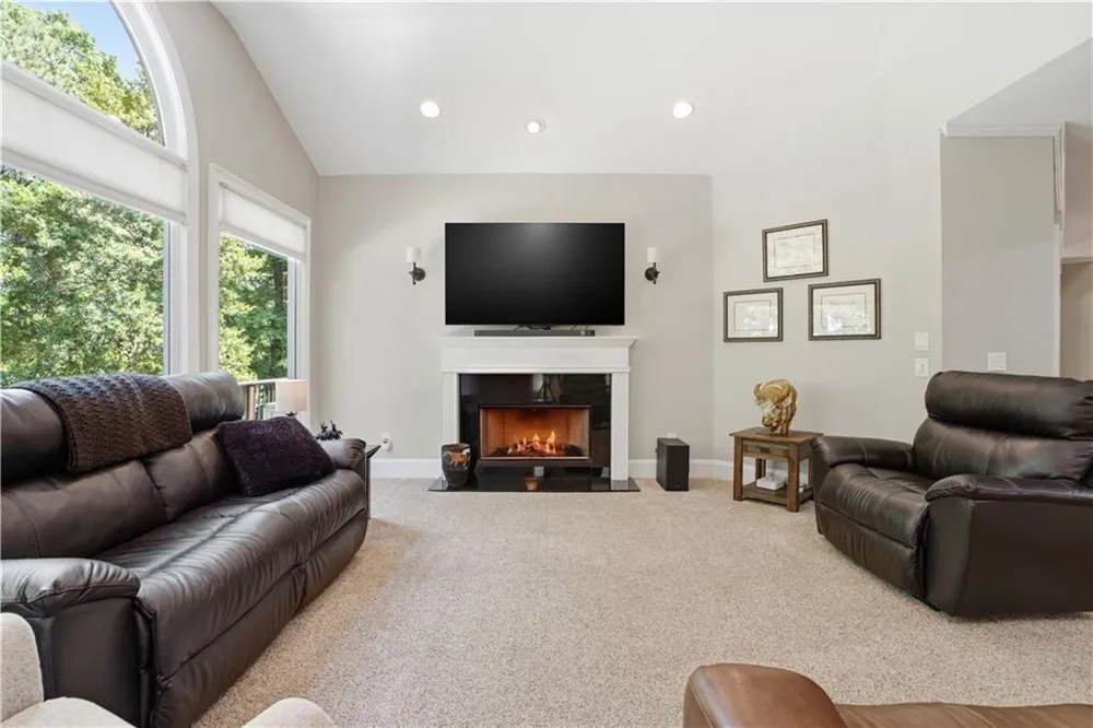 29 Crolley Lane White, GA 30184