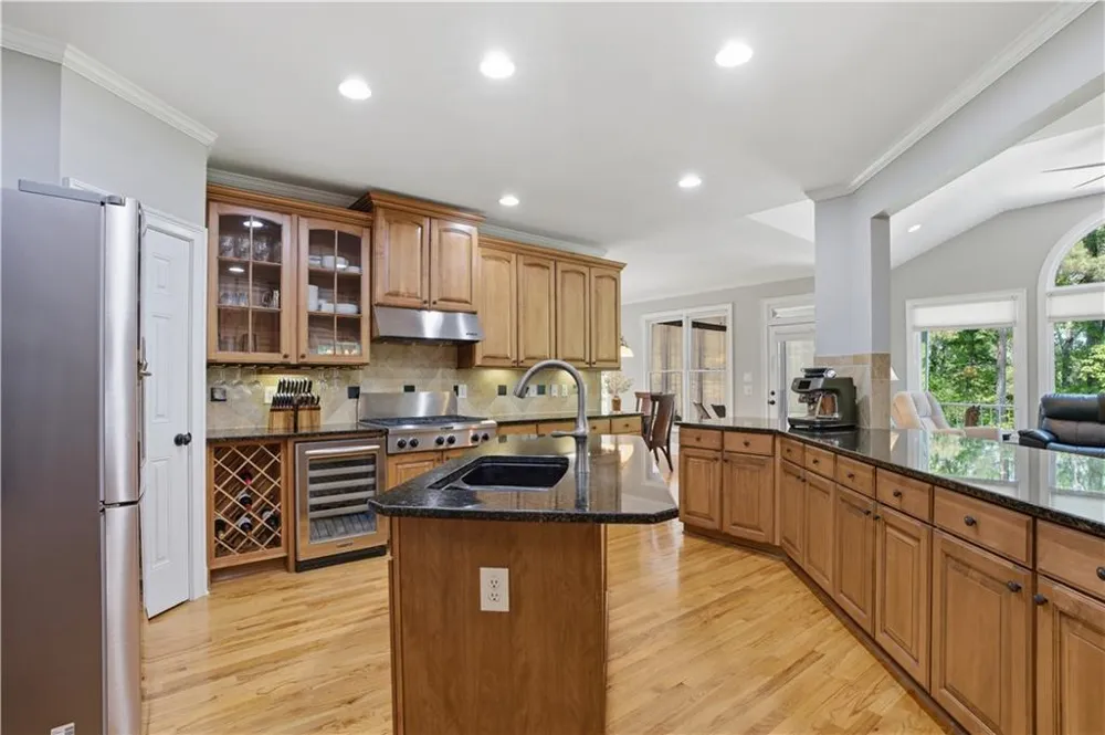 29 Crolley Lane White, GA 30184